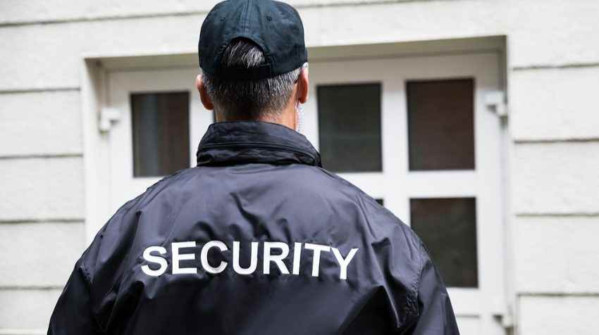 Security Guard की नौकरी के लिए क्या करें