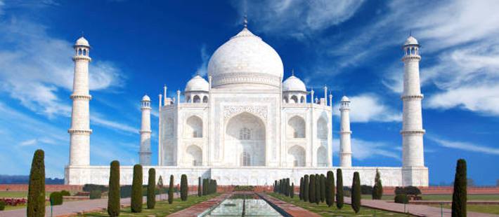 Taj Mahal कहाँ है और किसने बनवाया था ? ताजमहल की सम्पूर्ण जानकारी